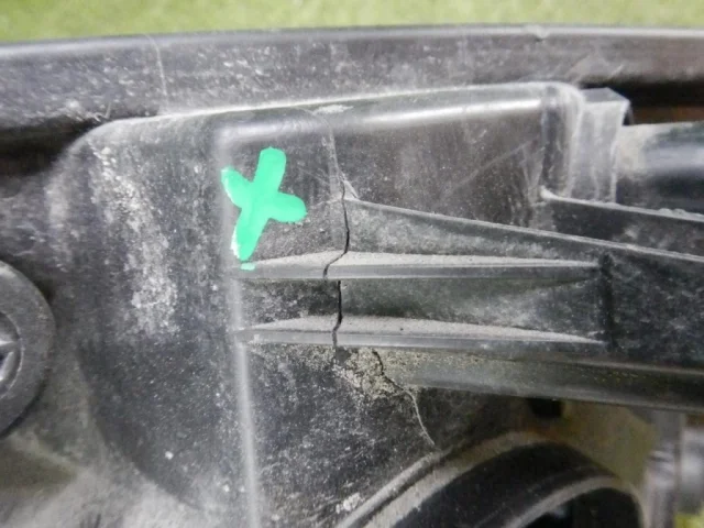 Фара левая для Ford Kuga CBV 2008-2013 на фотографиях