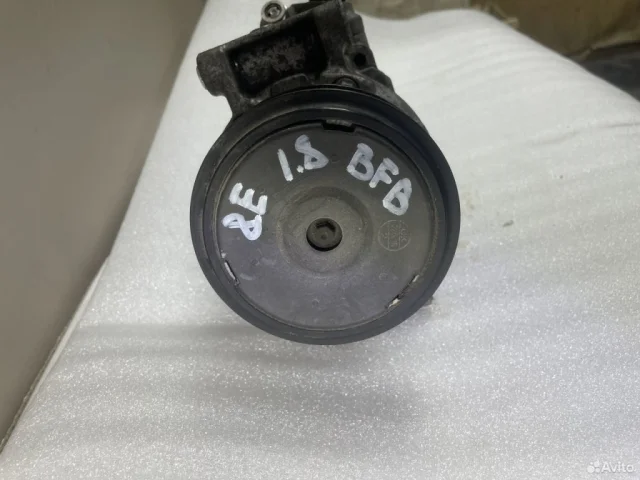 Компрессор кондиционера для Audi A4 B7 Кабриолет 2004-2008 на фотографиях