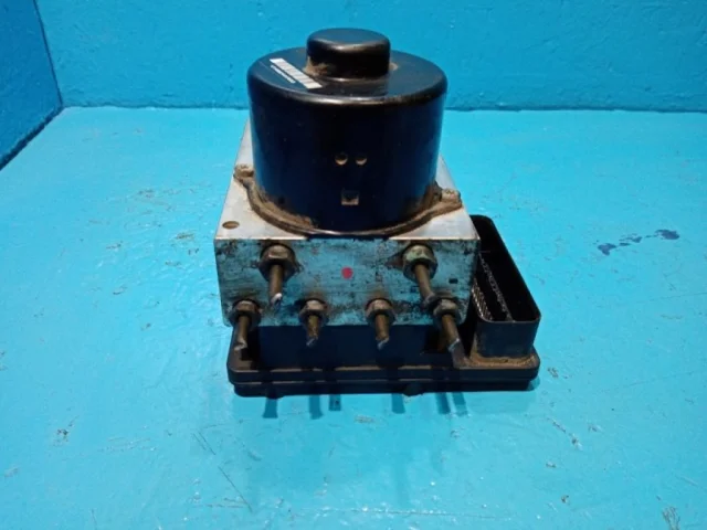 Блок ESP для Mercedes-Benz GL class X164 2006-2012 на фотографиях