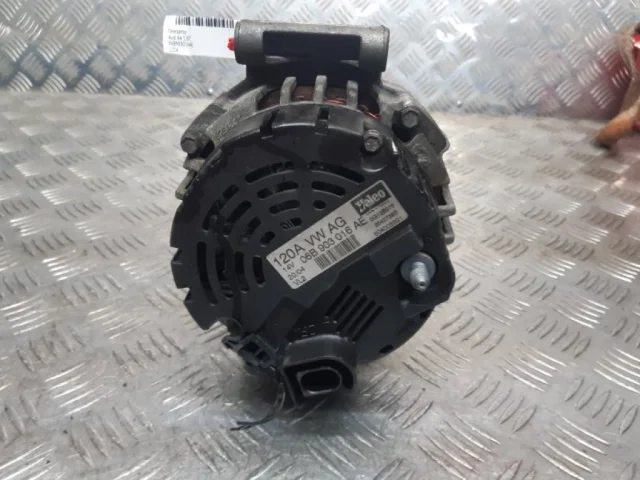 Генератор для Audi A4 B6 Avant 2000-2004 на фотографиях