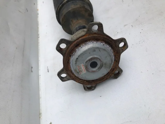 Карданный вал задний для Mitsubishi Pajero V70 5dr (JDM) 1999-2006 на фотографиях