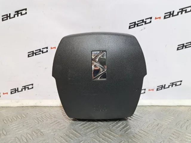 Подушка безопасности водителя для Citroen C4 Хэтчбек 2010-2016 на фотографиях