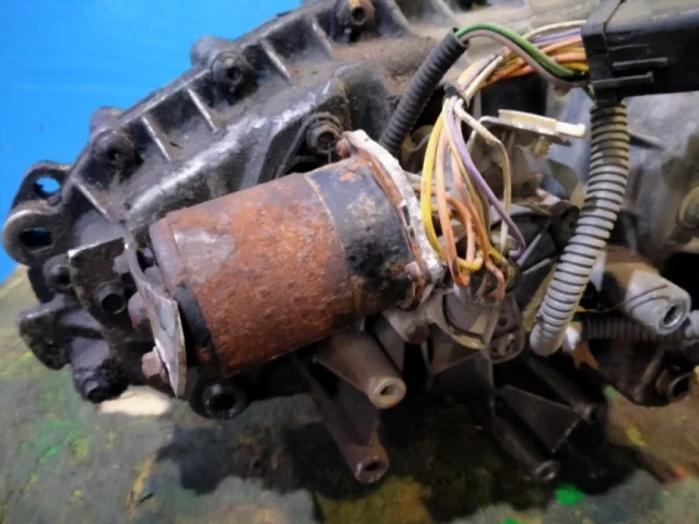 Раздатка для Ford Explorer UN152 2001-2005 на фотографиях