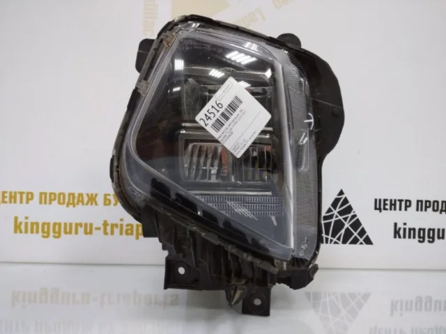 Фары для Hyundai Tucson NX4 2020+ на фотографиях