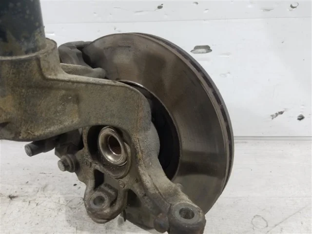 Диски тормозные передние (комплект) для Ford Galaxy CD340 2006-2015 на фотографиях