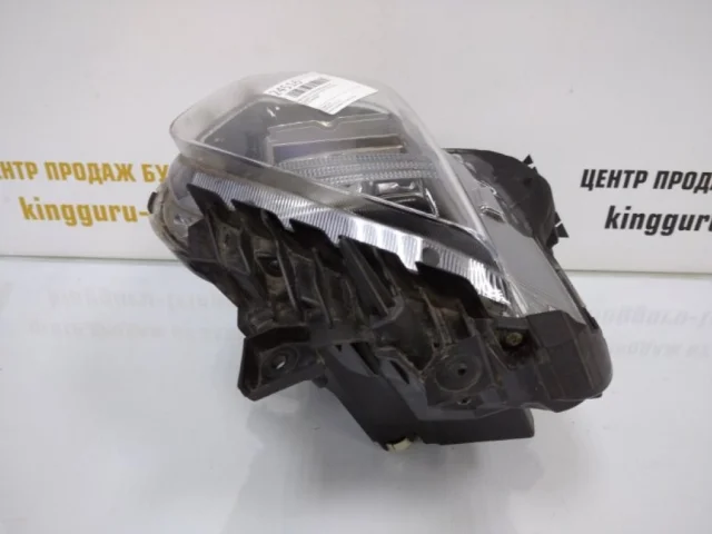 Фары для Hyundai Tucson NX4 2020+ на фотографиях