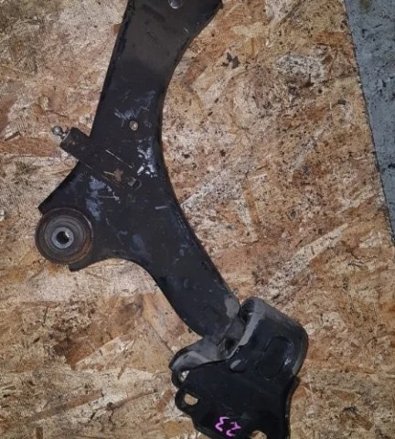 Рычаг передний правый нижний для Volvo S80 AS 2006-2016 на фотографиях