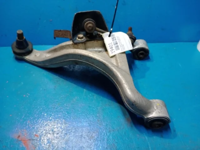 Качающийся рычаг левый для Nissan Murano Z51 2007-2015 на фотографиях