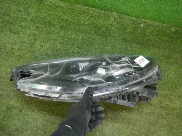 Фары для Porsche Macan 95B 2014-2023 на фотографиях