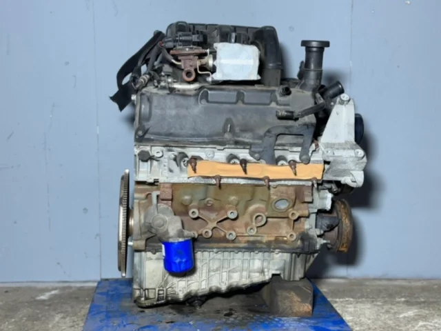 Двигатель для Ford Explorer UN152 2001-2005 на фотографиях