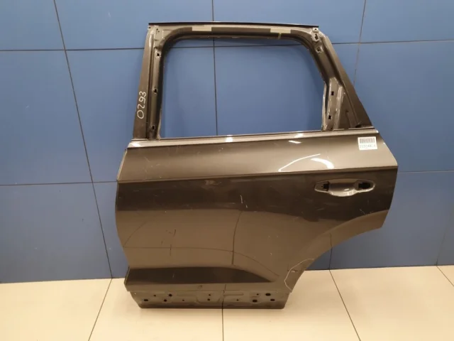 Дверь задняя левая для Volkswagen Touareg III (CR) 2018+ на фотографиях