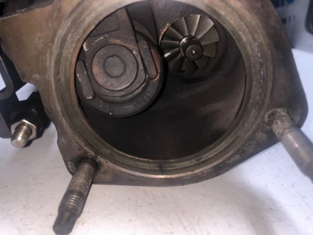 Турбина для Citroen C4 Хэтчбек 2010-2016 на фотографиях