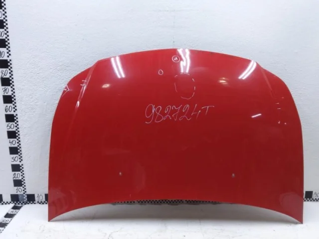 Капот для Suzuki SX4 2013-2016 на фотографиях