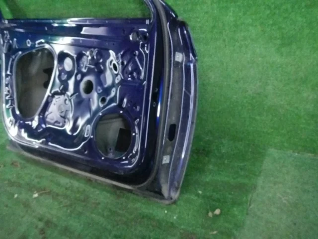 Дверь передняя левая для Volkswagen Passat (B8.5) Variant, R-line, GTE 2019+ на фотографиях