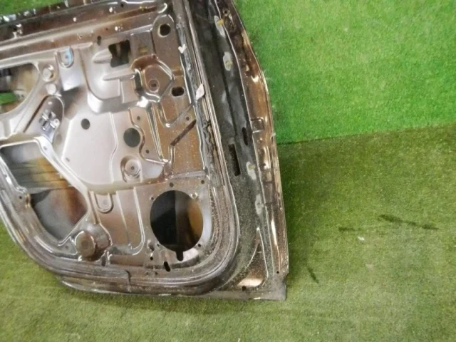 Дверь задняя левая для Renault Duster HM 2020+ на фотографиях