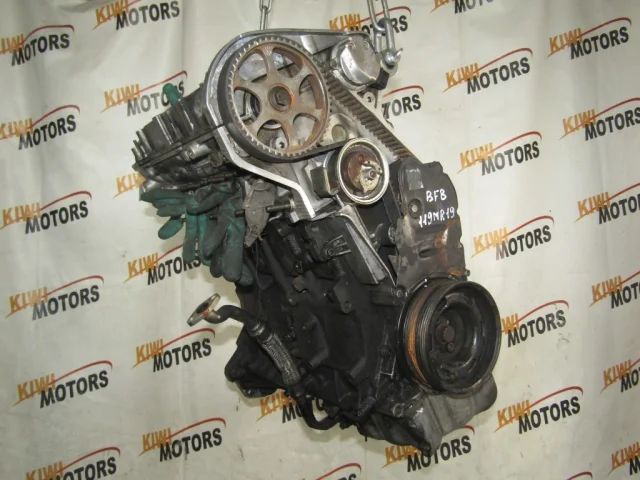 Двигатель для Audi A4 B7 Кабриолет 2004-2008 на фотографиях