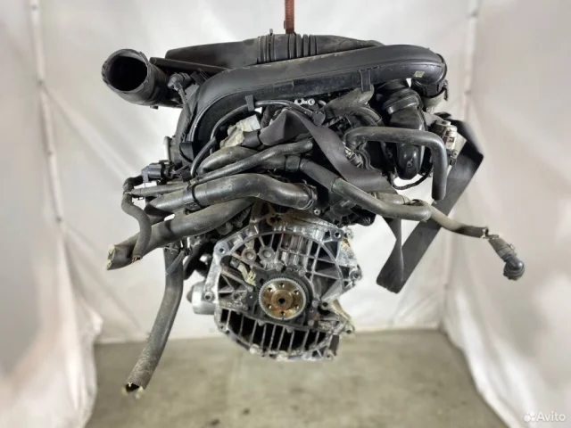 Двигатель для Skoda Octavia A7 Tour на фотографиях