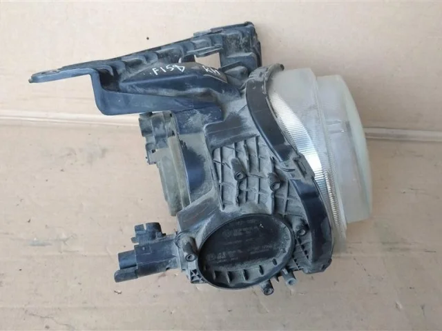 Фары для Nissan Juke YF15 JDM 2010-2014 на фотографиях