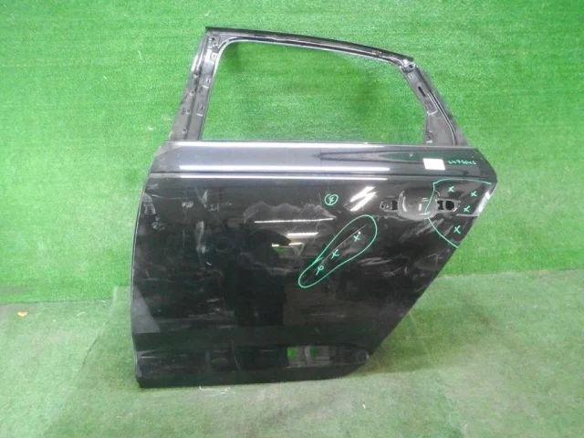 Дверь задняя левая для Audi A4 B9 2015+ на фотографиях