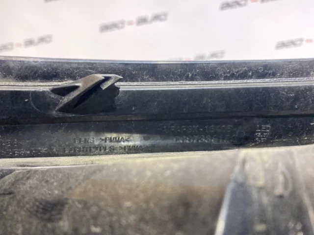 Фонарь внешний левый для Citroen DS4 2011-2016 на фотографиях