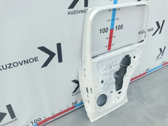 Двери для Toyota Land Cruiser J300 2021+ на фотографиях