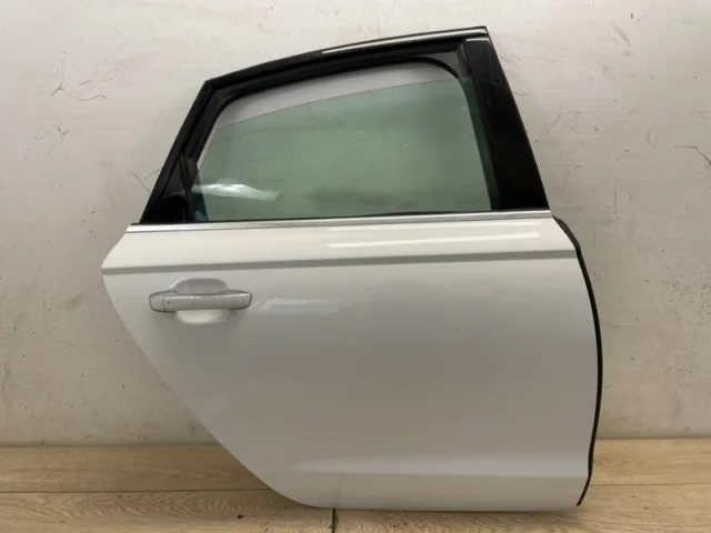 Двери для Audi A6 C7 Avant 2010-2018 на фотографиях