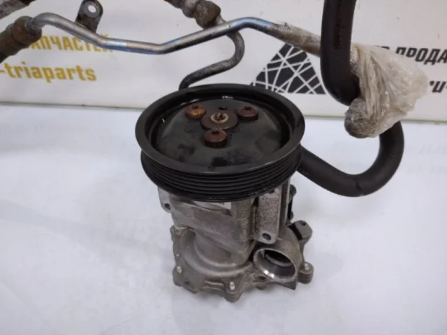 Насос ГУР для BMW 1er Е81 2007-2012 на фотографиях