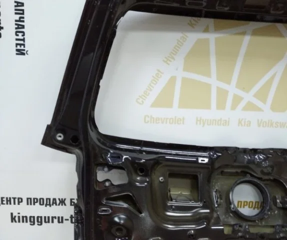 Крышка багажника для Volkswagen Passat (B8) Variant 2014-2019 на фотографиях