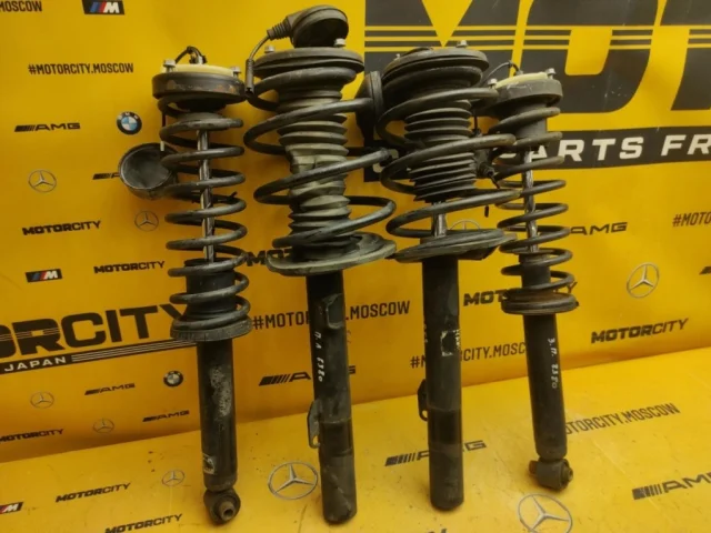 Амортизатор задний левый для BMW 7er Е38 1994-2001 на фотографиях