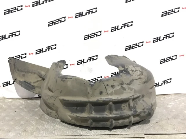 Крылья для Peugeot 308 SW T7 2007-2014 на фотографиях