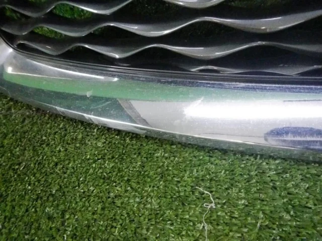 Решетка радиатора для Infiniti QX 80 2013-2022 на фотографиях