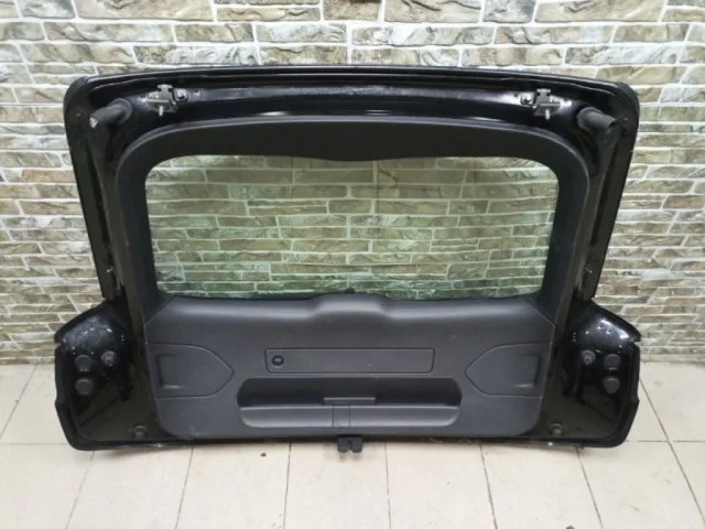 Дверь багажника для Audi Q3 8U 2011-2019 на фотографиях