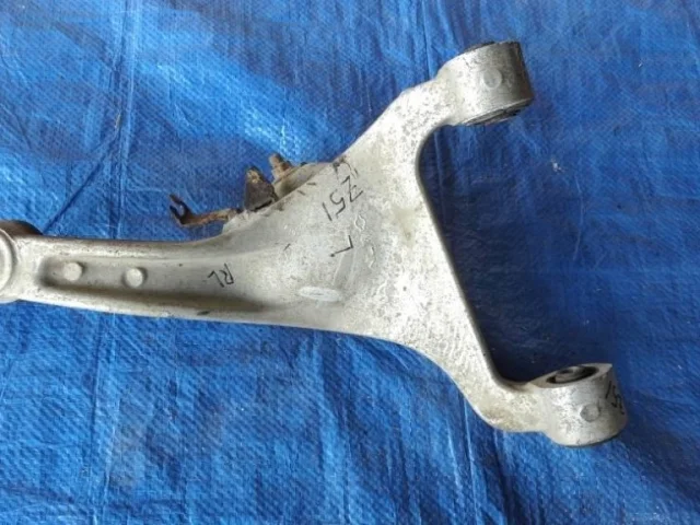 Рычаг задний левый нижний для Nissan Murano Z51 2007-2015 на фотографиях