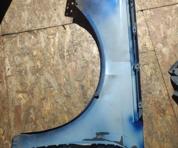 Крылья для Volkswagen Passat Variant (B6, Typ 3C) 2004-2010 на фотографиях