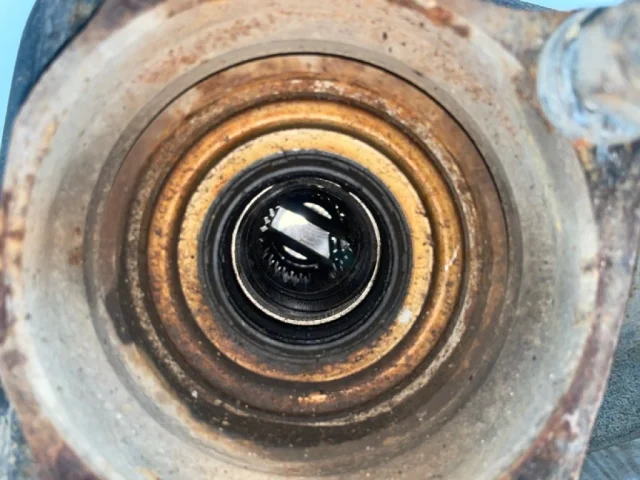 Редуктор переднего моста для Mitsubishi Pajero V90 5dr rest II 2014-2020 на фотографиях