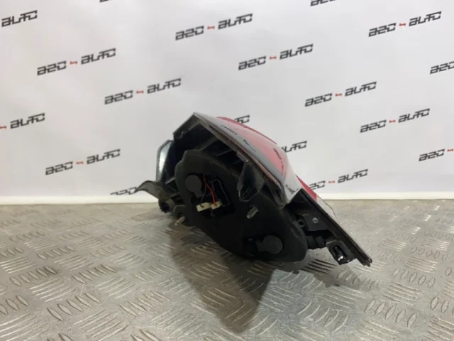 Фонарь внешний левый для Citroen DS4 2011-2016 на фотографиях