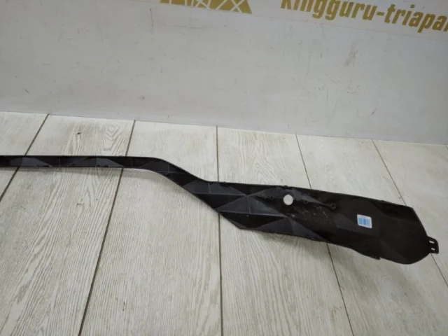 Молдинг заднего бампера для Hyundai Tucson NX4 2020+ на фотографиях