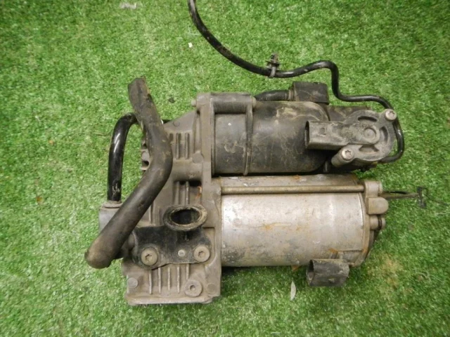 Компрессор пневмоподвески задний для Mercedes-Benz S class W222 2013-2017 на фотографиях