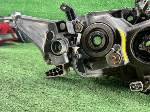 Фара левая для Lexus RX GGL10,15,16W, GYL10,15,16W (JDM) 2009-2014 на фотографиях