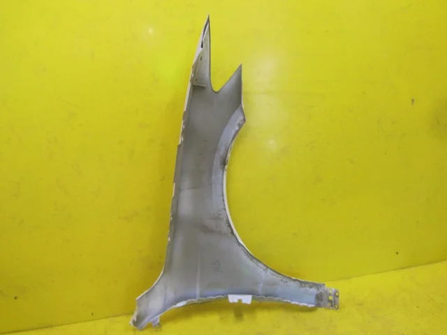 Крылья для Volkswagen Passat (B8) Variant 2014-2019 на фотографиях