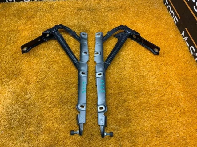 Петля багажника правая для Mercedes-Benz S class W220 1998-2005 на фотографиях