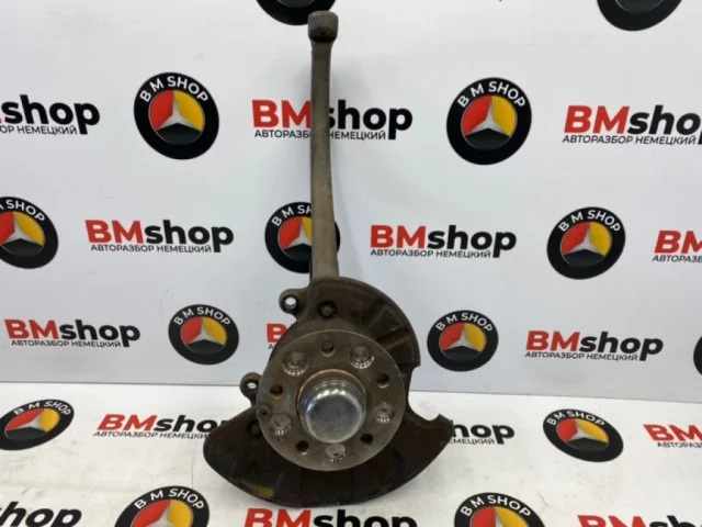 Кулак поворотный левый для Mercedes-Benz S class W220 1998-2005 на фотографиях