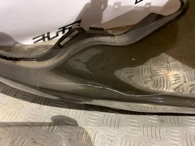 Усилитель переднего бампера для Citroen DS4 2011-2016 на фотографиях