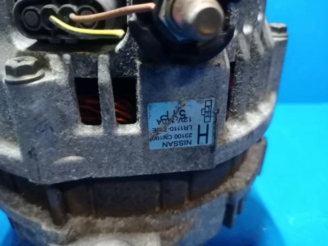 Генератор для Nissan Teana J31 2003-2007 на фотографиях