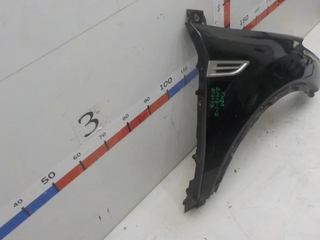 Крылья для Ford Kuga CBV 2008-2013 на фотографиях