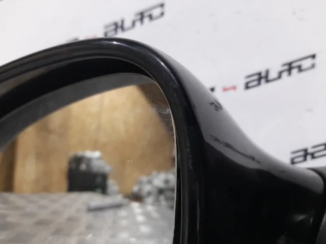 Стекла и зеркала для Volkswagen Passat Variant (B6, Typ 3C) 2004-2010 на фотографиях