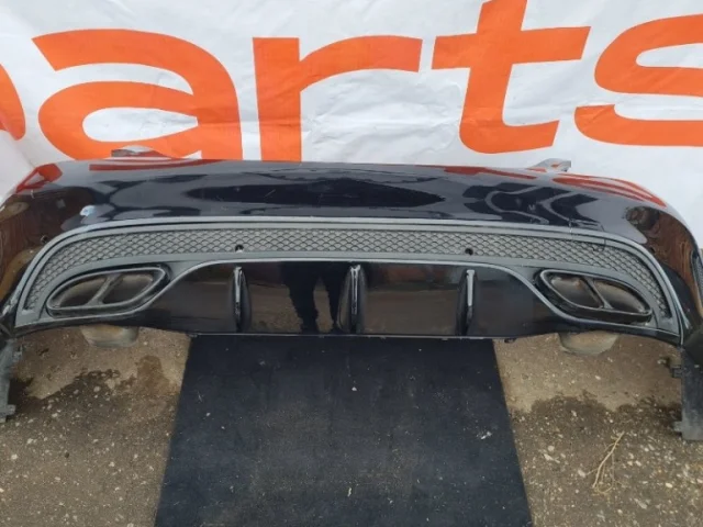 Бампер задний для Mercedes-Benz C class C205 2014-2020 на фотографиях