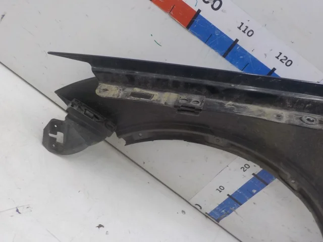 Крыло правое для Ford Kuga CBV 2008-2013 на фотографиях