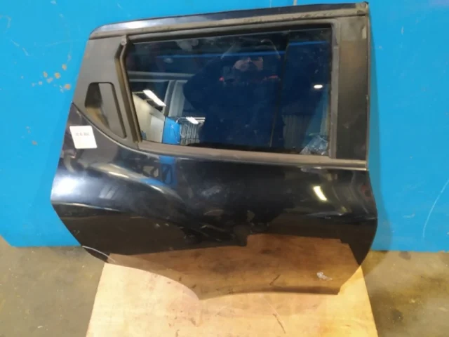 Дверь задняя правая для Nissan Juke YF15 JDM 2010-2014 на фотографиях