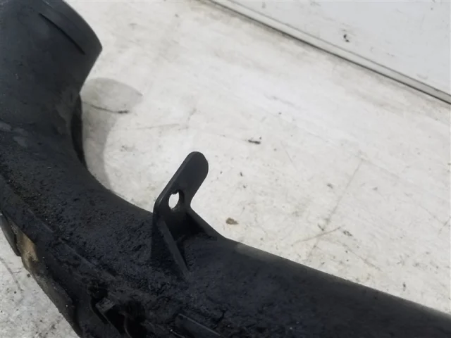 Воздухозаборник для Ford Galaxy CD340 2006-2015 на фотографиях